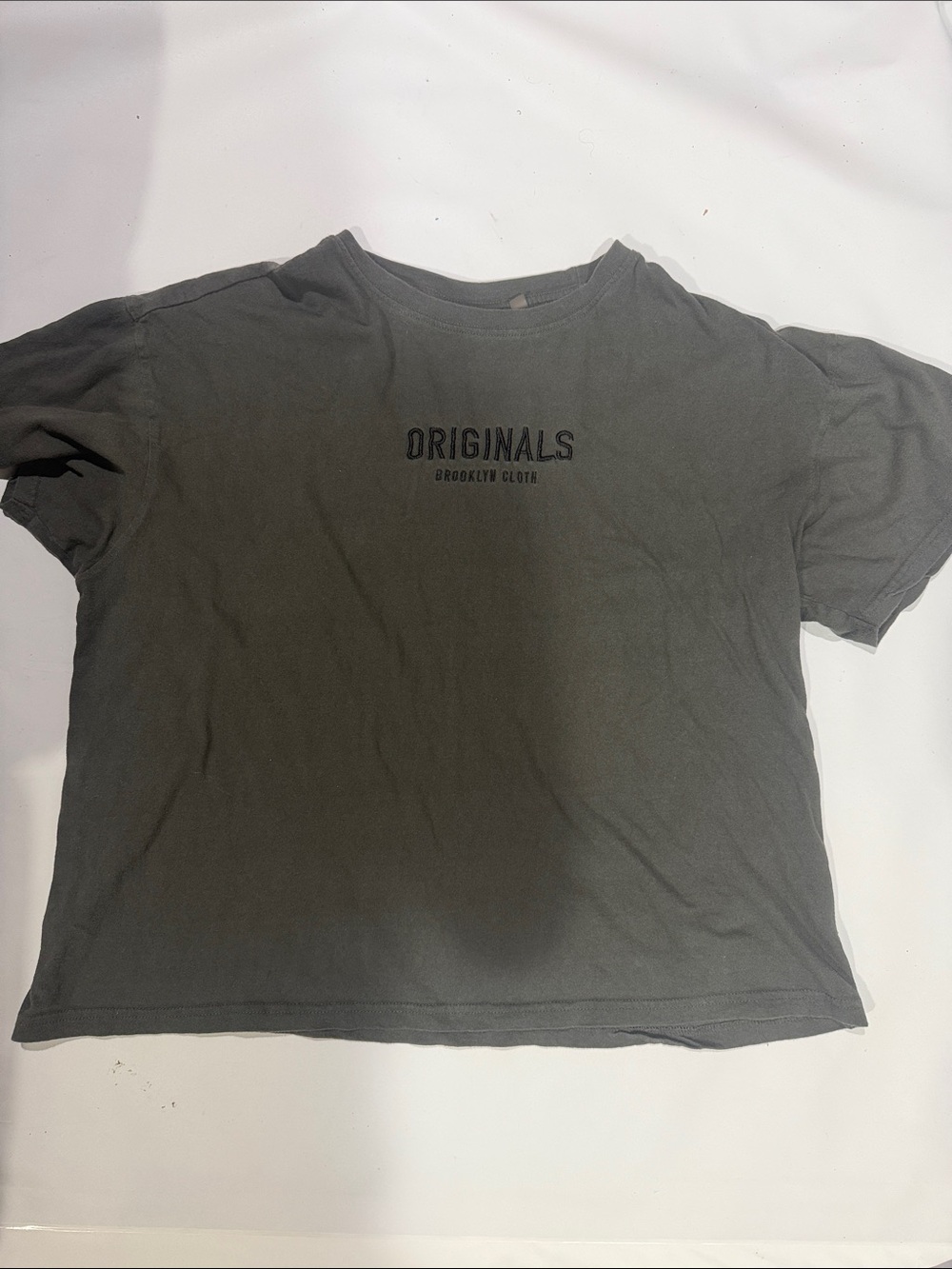 Brooklyn Cloth Originals Short Sleeve Tee in Charcoal Gray